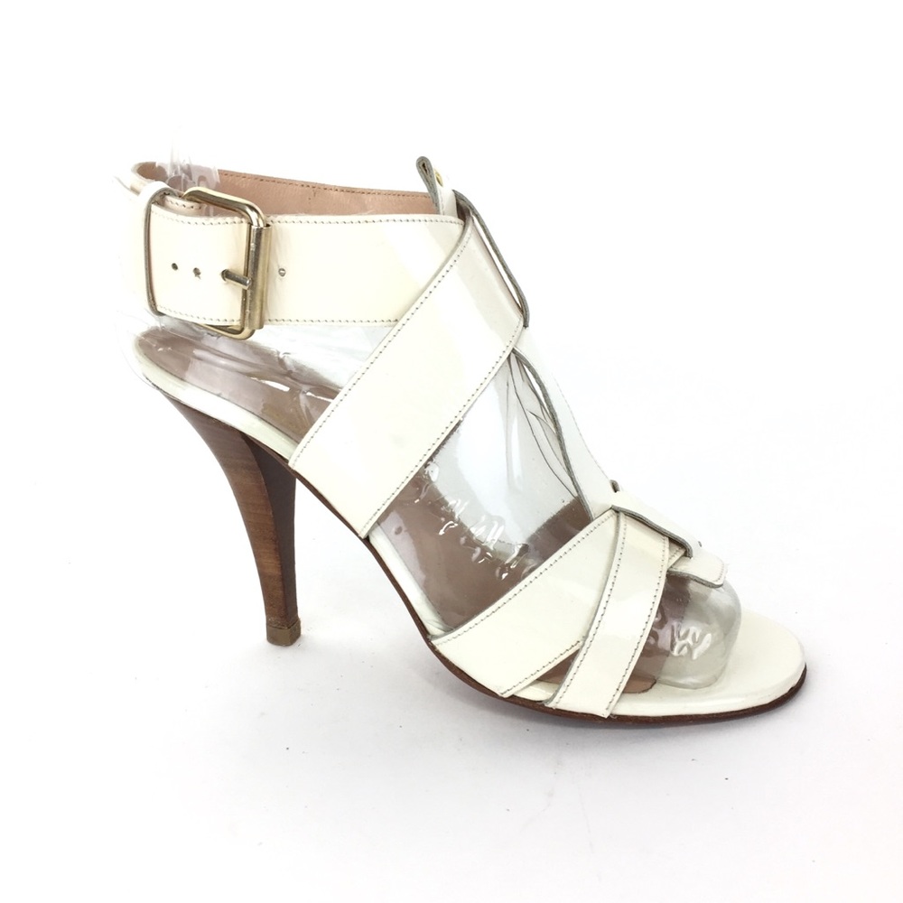 Robert Clergerie Cream Patent Leather Heels